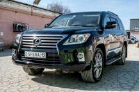 LEXUS 570